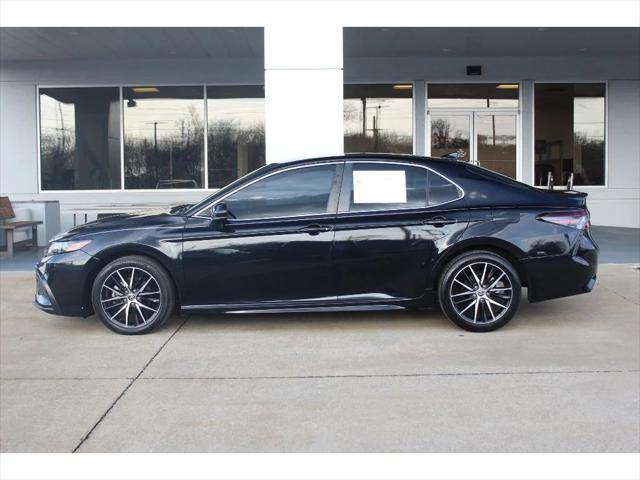 2021 Toyota Camry SE