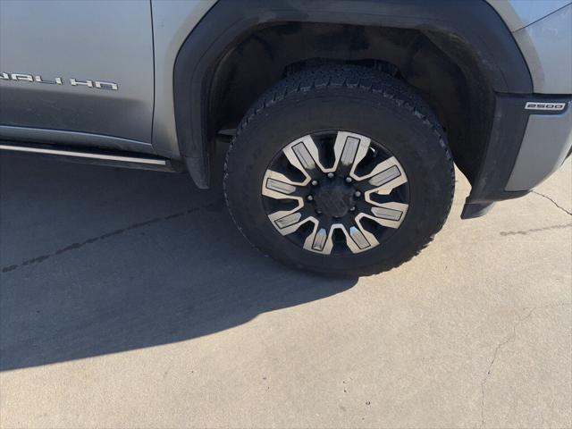 2024 GMC Sierra 2500HD 4WD Crew Cab Standard Bed Denali