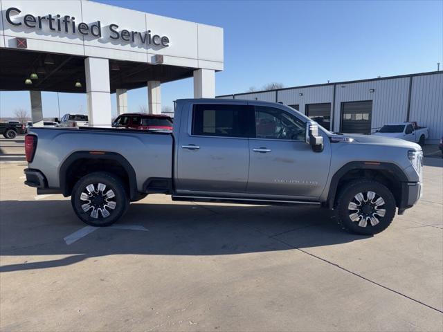 2024 GMC Sierra 2500HD 4WD Crew Cab Standard Bed Denali