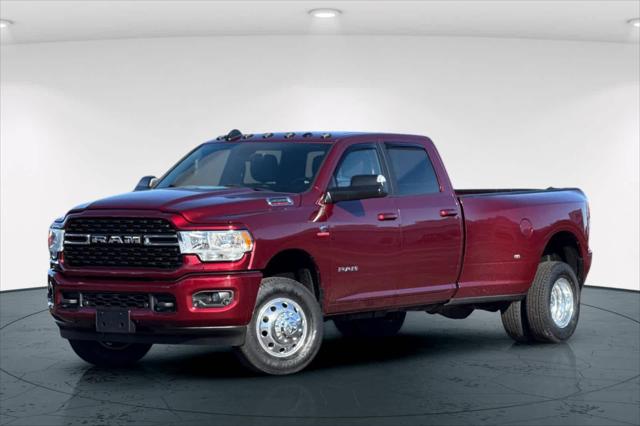 2022 RAM 3500 Big Horn Crew Cab 4x4 8 Box