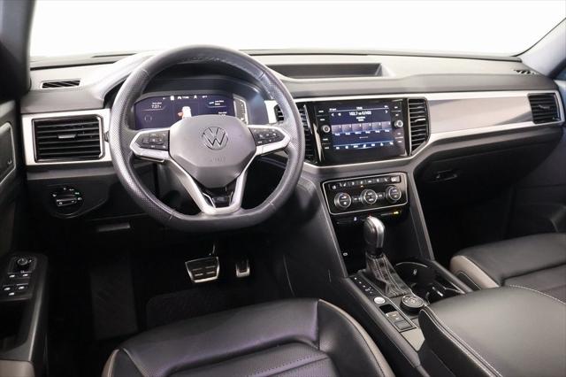 2023 Volkswagen Atlas Cross Sport 3.6L V6 SEL Premium R-Line