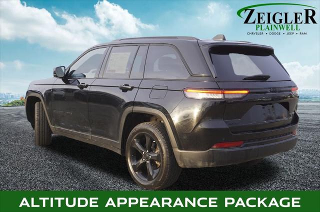 2023 Jeep Grand Cherokee Altitude
