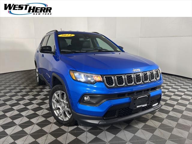 2024 Jeep Compass Latitude Lux FWD
