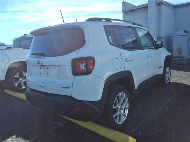 2022 Jeep Renegade Latitude 4x4 2022 Jeep Renegade Latitude 4x4