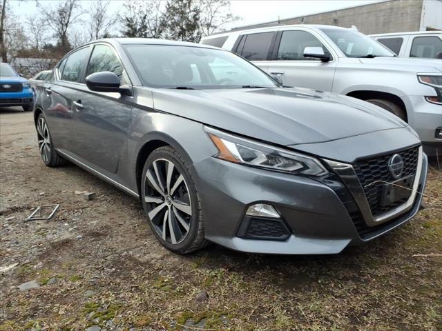 2020 Nissan Altima SR FWD 2020 Nissan Altima SR FWD