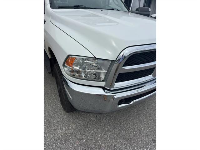 2018 RAM 2500 SLT Crew Cab 4x4 64 Box 2018 RAM 2500 SLT Crew Cab 4x4 64 Box