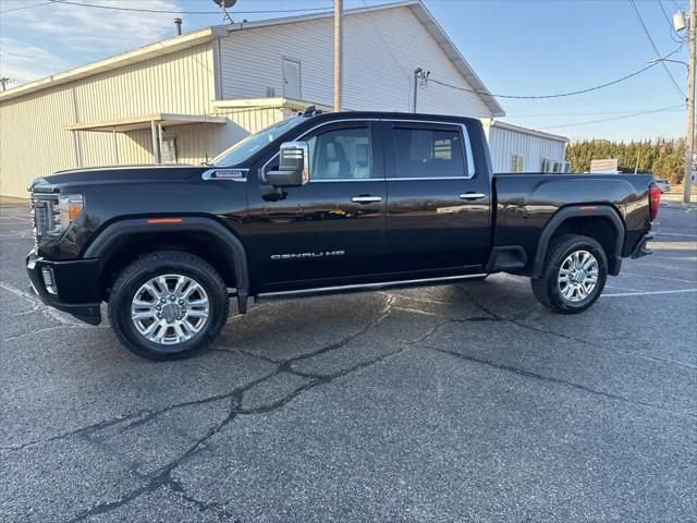 2022 GMC Sierra 2500HD 4WD Crew Cab Standard Bed Denali