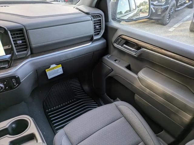 2026 Chevrolet Silverado 1500 4WD Crew Cab Standard Bed LT