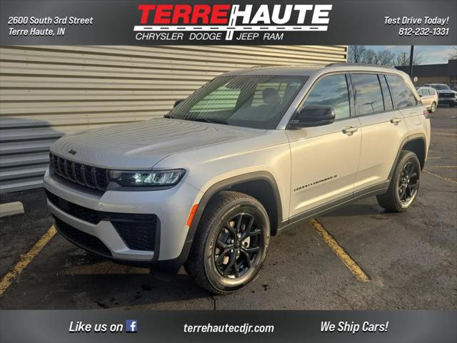 2026 Jeep Grand Cherokee Altitude 4x4 for sale in Terre Haute, IN
