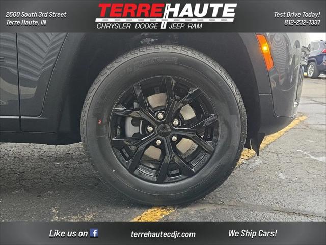 2026 Jeep Grand Cherokee Altitude 4x4