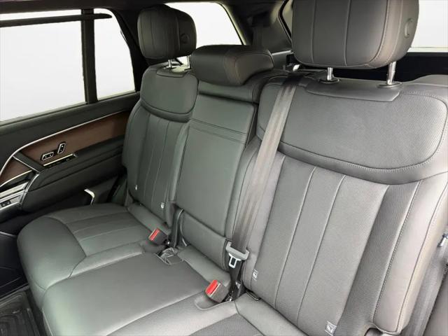 2024 Land Rover Range Rover P400 SE