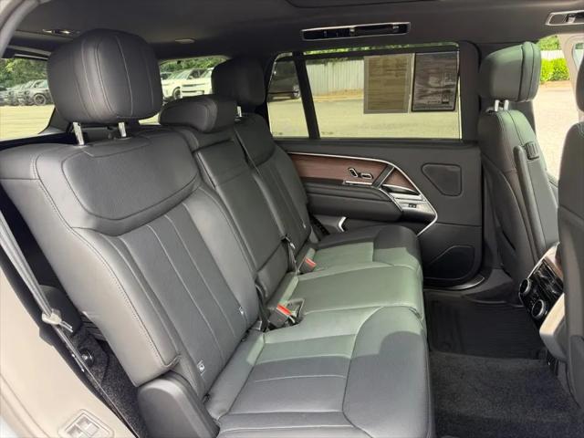 2024 Land Rover Range Rover P400 SE