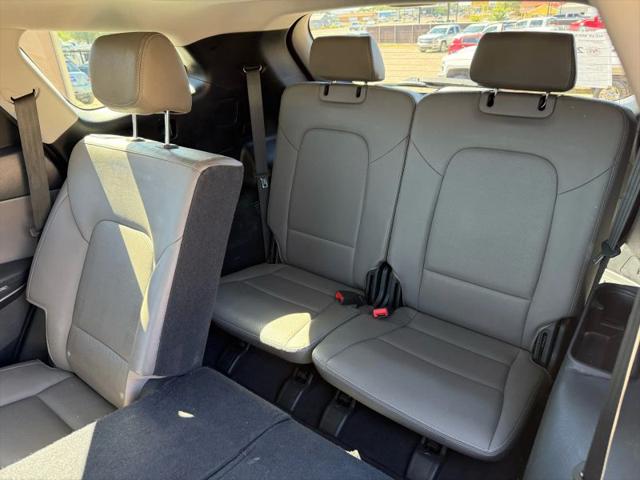2017 Hyundai Santa Fe SE Ultimate