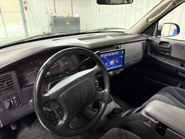2004 Dodge Dakota Sport/SXT