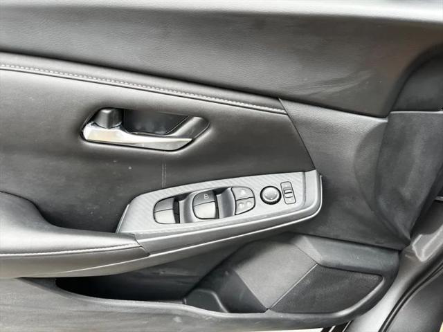 2024 Nissan Sentra SV Xtronic CVT