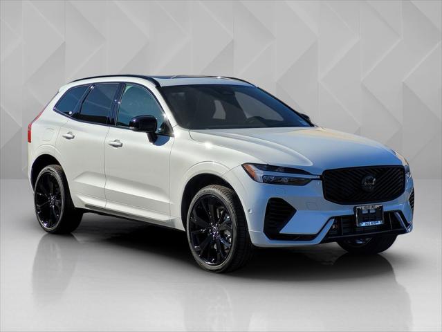 2026 Volvo XC60 Plug-In Hybrid Black Edition Ultra, T8 AWD Electric/Gasoline, Dark