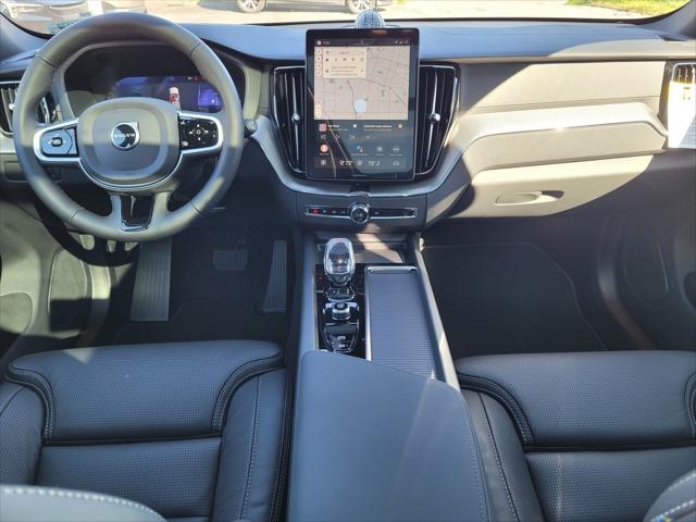 2026 Volvo XC60 Plug-In Hybrid Black Edition Ultra, T8 AWD Electric/Gasoline, Dark