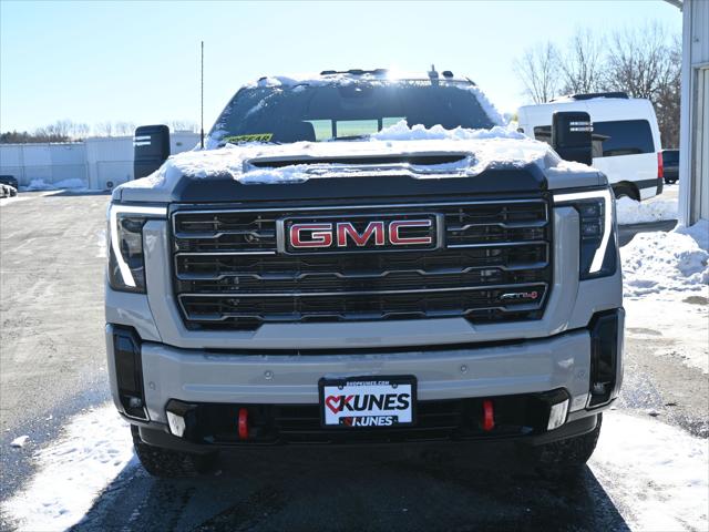 2026 GMC Sierra 2500HD Crew Cab, Standard Bed, AT4, 4WD
