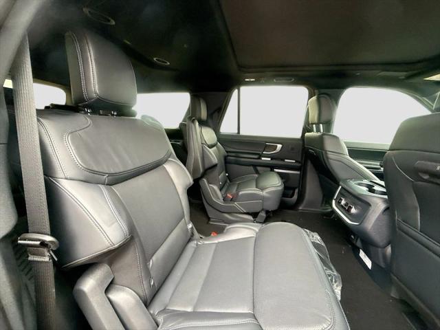 2025 Ford Expedition Platinum MAX