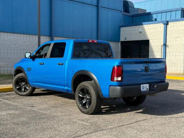 2024 Ram 1500 Classic Warlock Crew Cab 4x4 5'7" Box