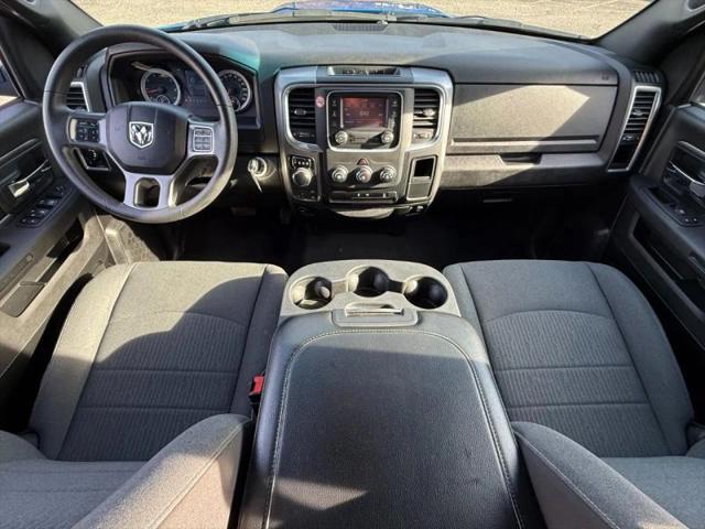 2024 Ram 1500 Classic Warlock Crew Cab 4x4 5'7" Box