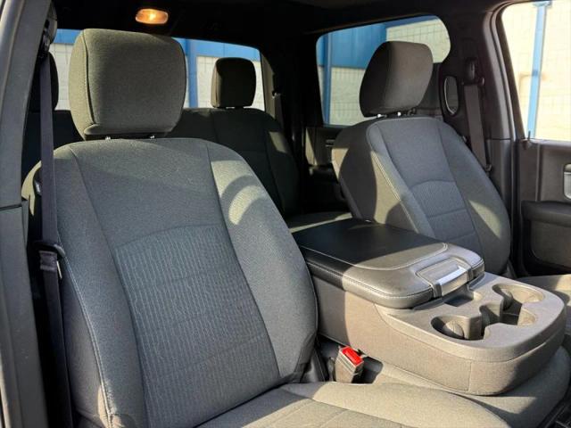 2024 Ram 1500 Classic Warlock Crew Cab 4x4 5'7" Box