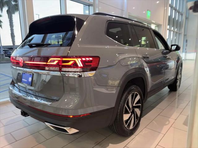 2026 Volkswagen Atlas SE with Technology