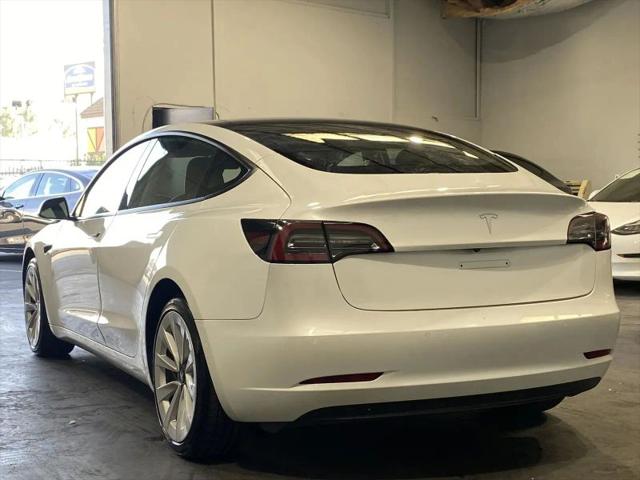 2022 Tesla Model 3 Rear-Wheel Drive