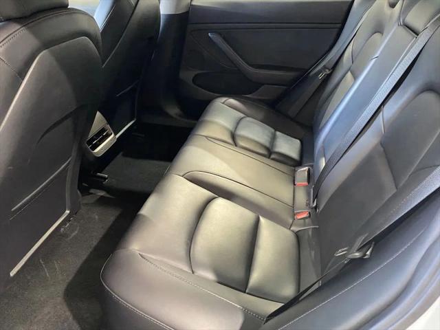 2022 Tesla Model 3 Rear-Wheel Drive