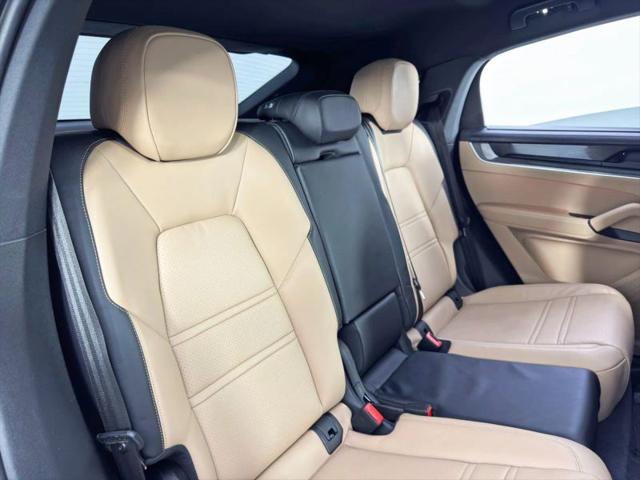 2024 Porsche Cayenne S