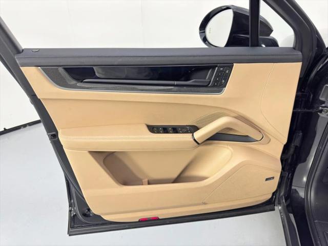 2024 Porsche Cayenne S