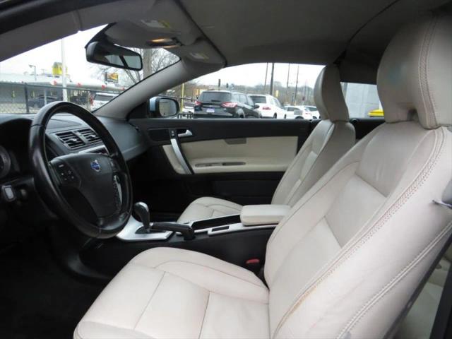 2013 Volvo C70 T5