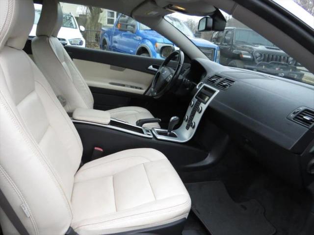 2013 Volvo C70 T5