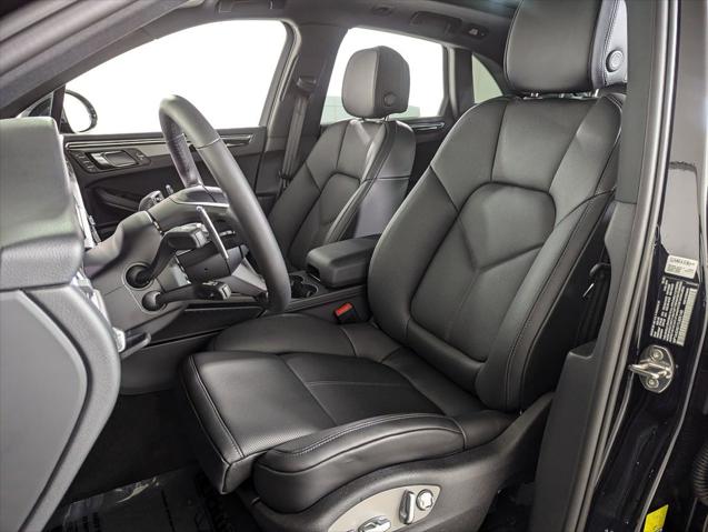 2026 Porsche Macan Unknown