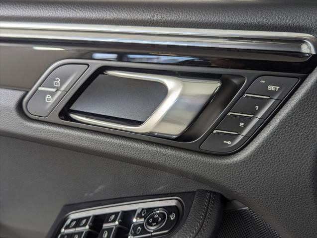 2026 Porsche Macan Unknown