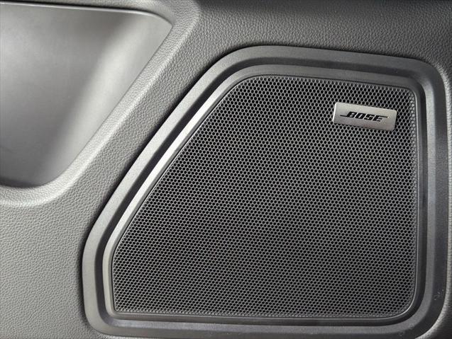 2026 Porsche Macan Unknown