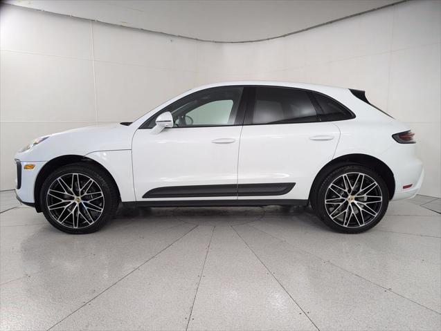 2026 Porsche Macan Unknown