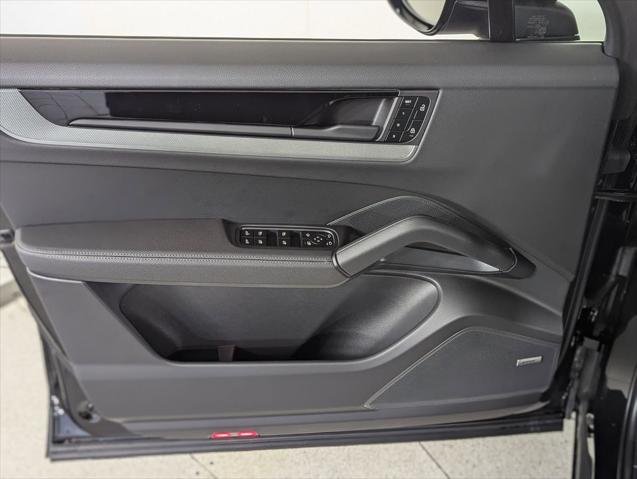 2026 Porsche Cayenne Unknown