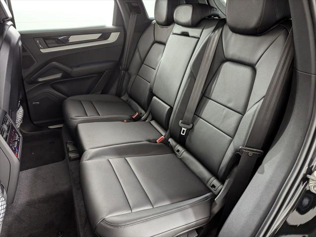 2026 Porsche Cayenne Unknown