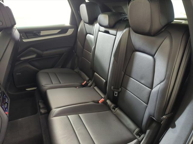 2026 Porsche Cayenne Unknown