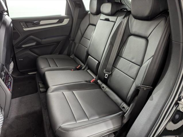 2026 Porsche Cayenne Unknown