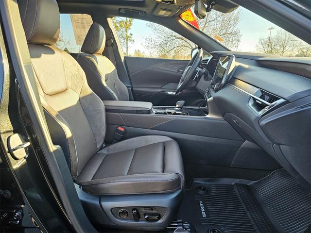 2026 Lexus RX 450h+ Luxury