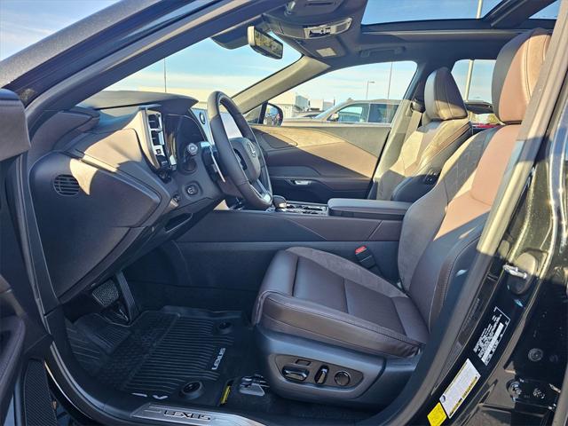 2026 Lexus RX 450h+ Luxury