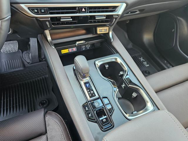 2026 Lexus RX 450h+ Luxury