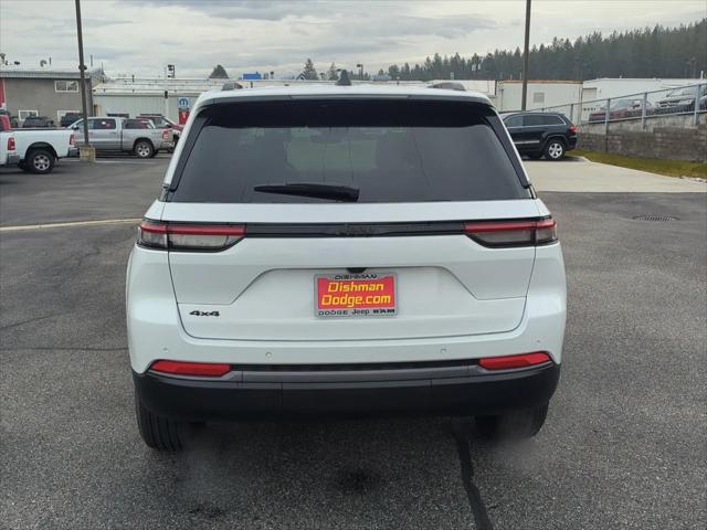 2026 Jeep Grand Cherokee Altitude 4x4
