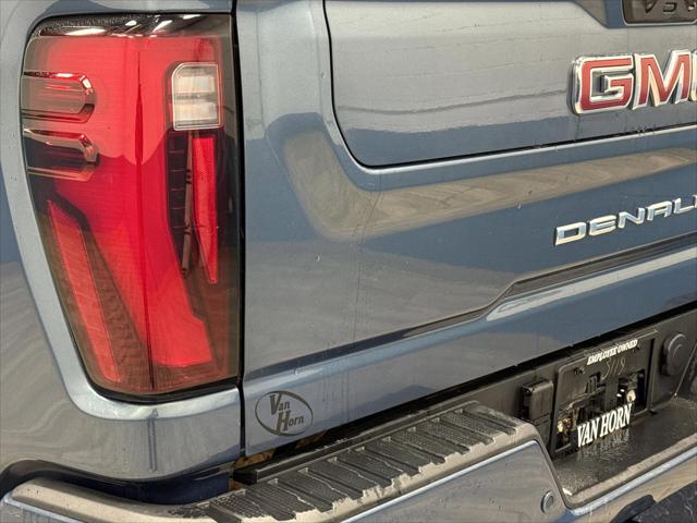 2025 GMC Sierra 3500HD Denali