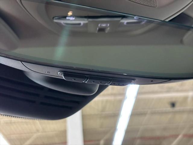 2026 Volvo XC90 Ultra, B6 AWD Gas (mild hybrid), Gasoline, Bright, 7 Seats