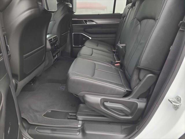 2026 Jeep Grand Wagoneer Limited Reserve 4x4