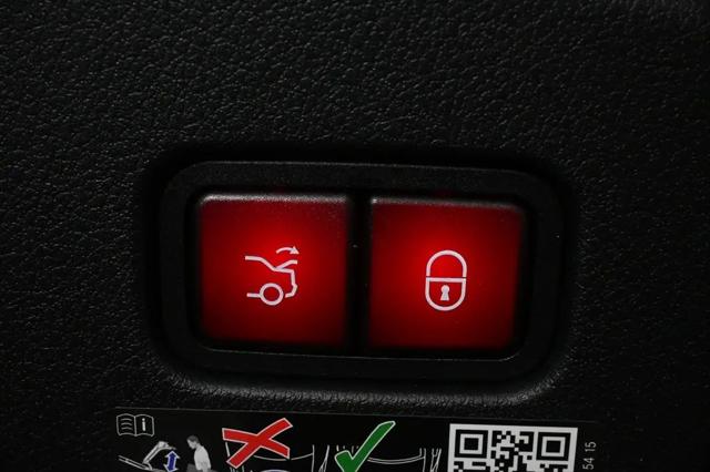 2026 Mercedes-Benz E-CLASS E 300 CLE 300