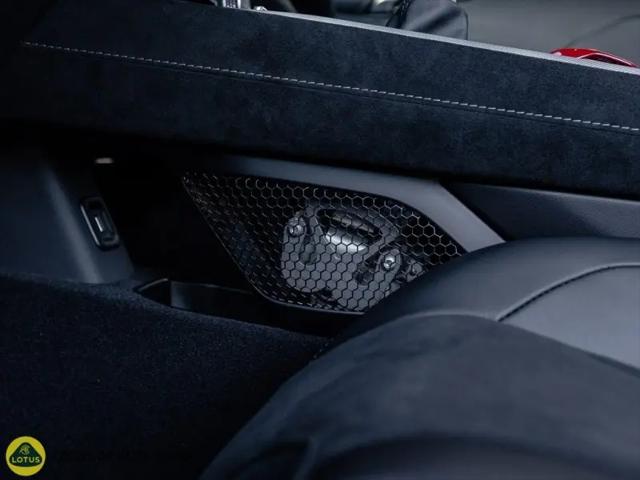 2026 Lotus Emira V6 SE Racing Line